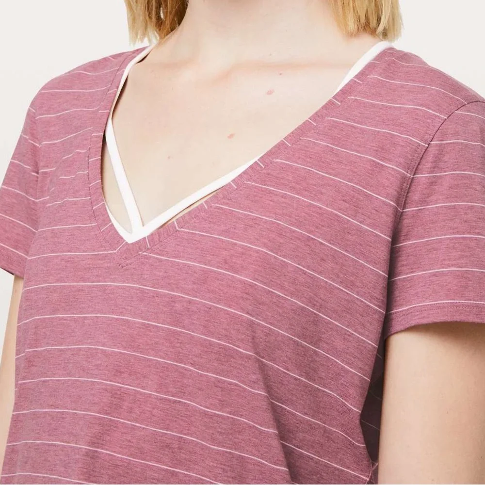 Lululemon Love Tee V Short Serve Stripe Heathered So Merlot White - Picture 2 of 7